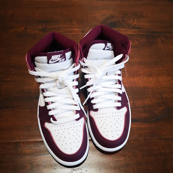 Jordan 1 Bordeaux 7M/8.5W - Picture 2 of 4
